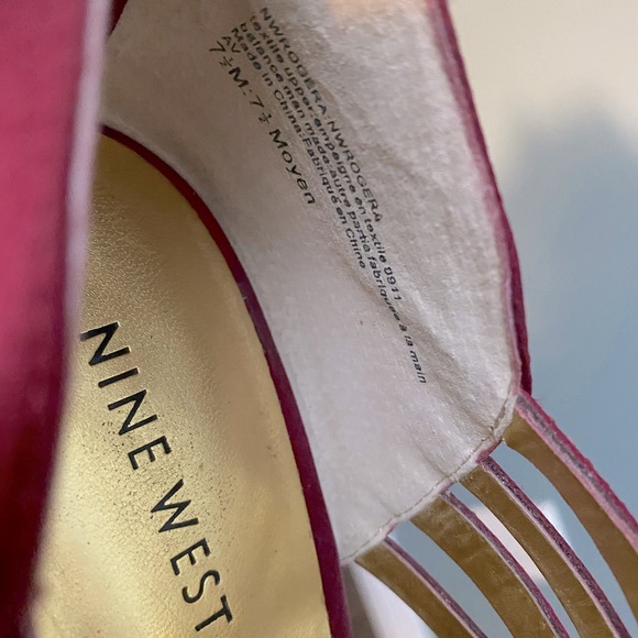 Nine West Red Satin and Rhinestone Evening Heels 🌹 - Picture 10 of 10